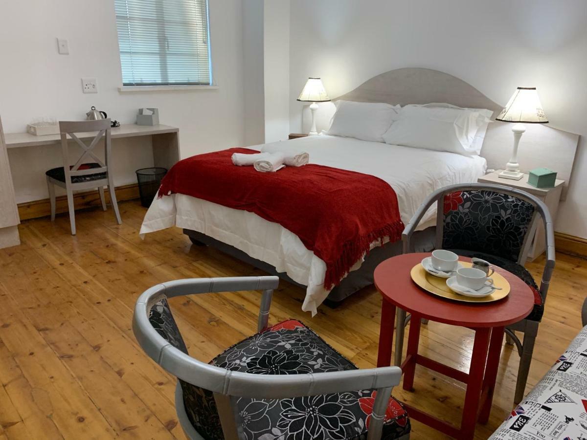 Savoy Hotel Beaufort-West Beaufort West Bagian luar foto